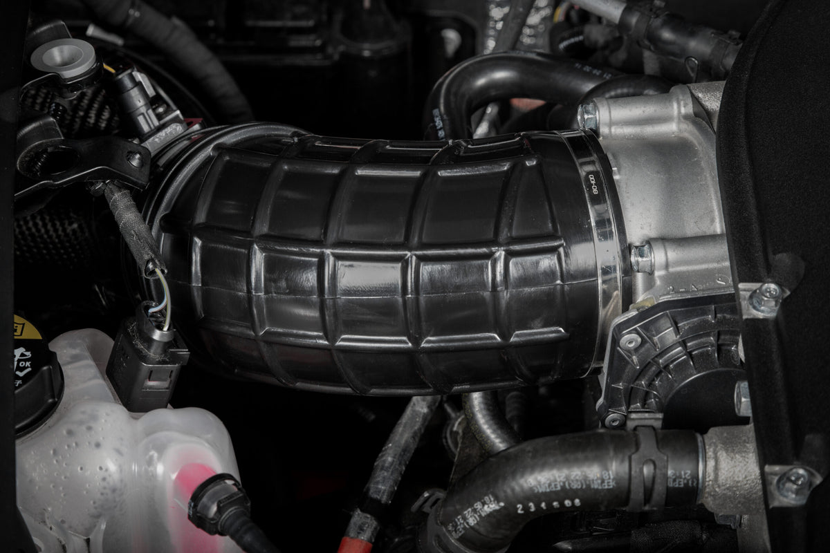 Eventuri Carbon Fibre Intake System Lotus Emira V6 Supercharged